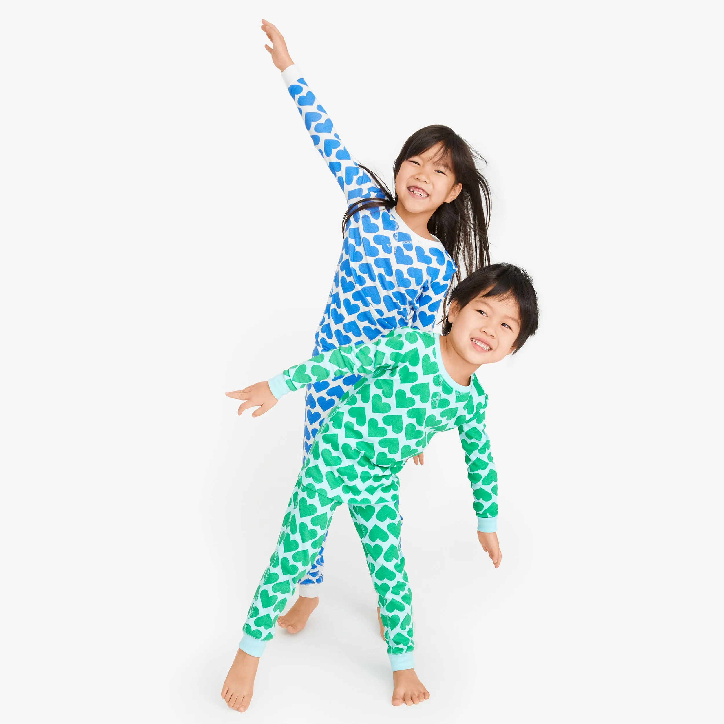 Clearance kids organic long sleeve pj top in bold green heart