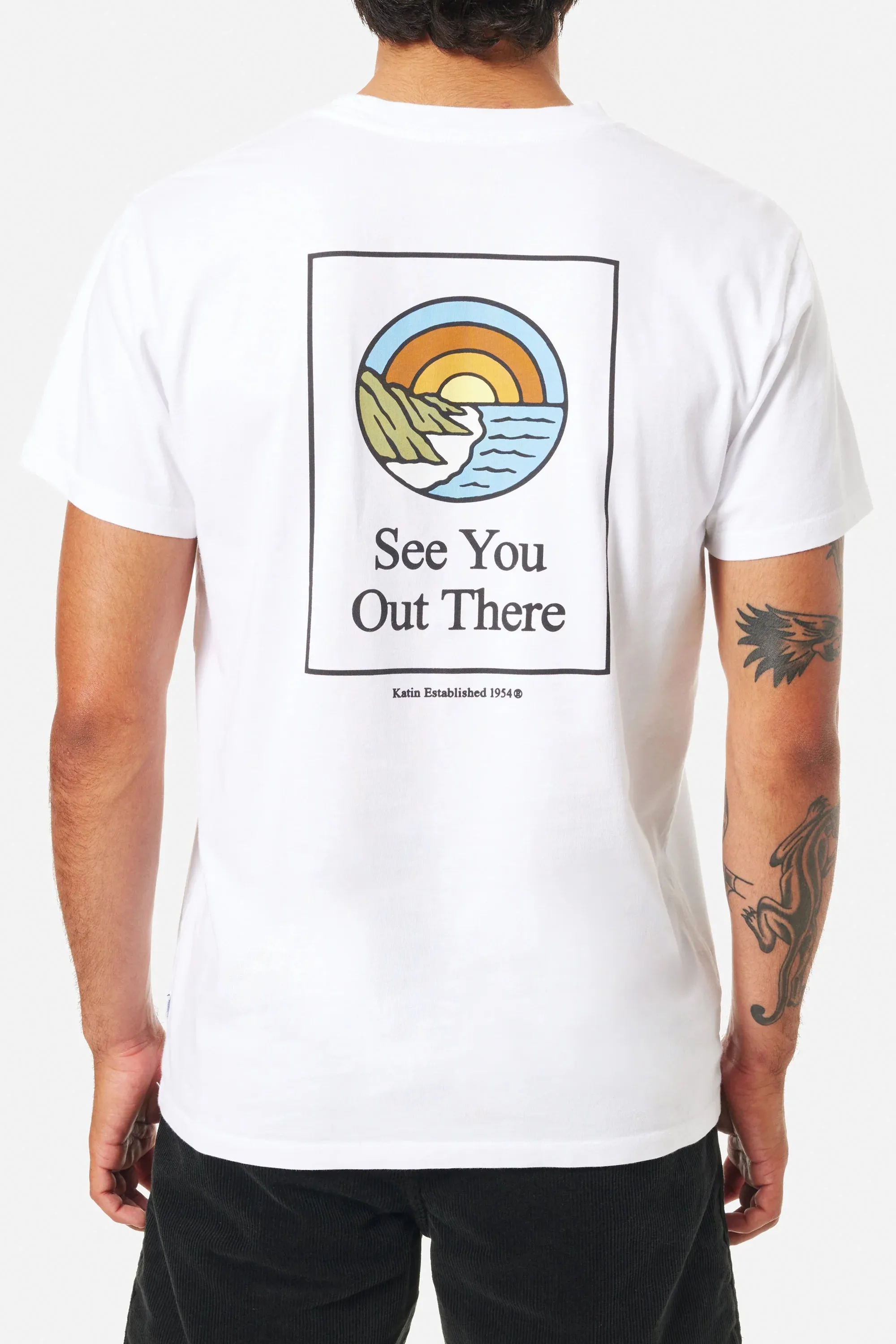 COASTAL TEE - White