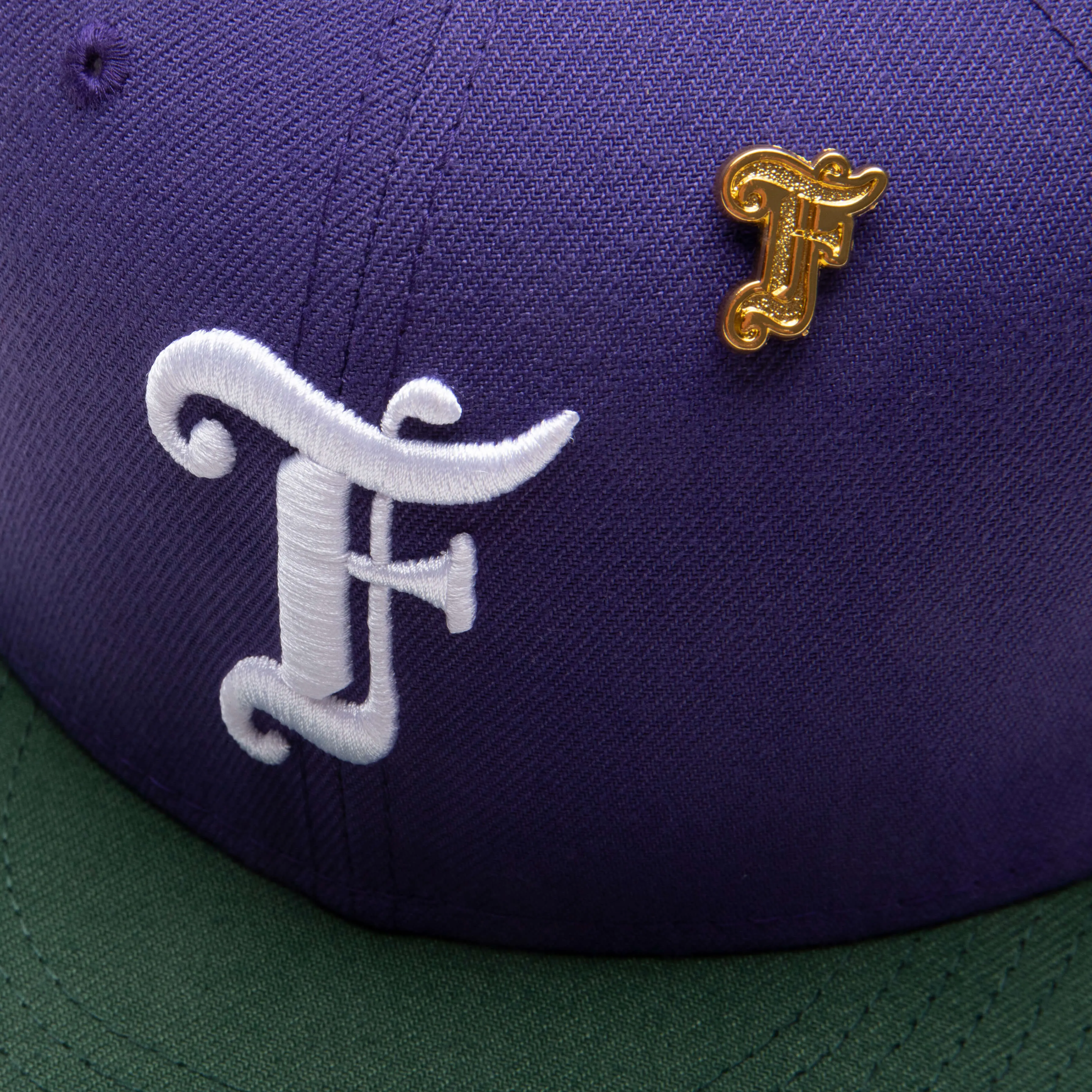 Feature x New Era Old English F Snapback - New Orchid/Cilantro