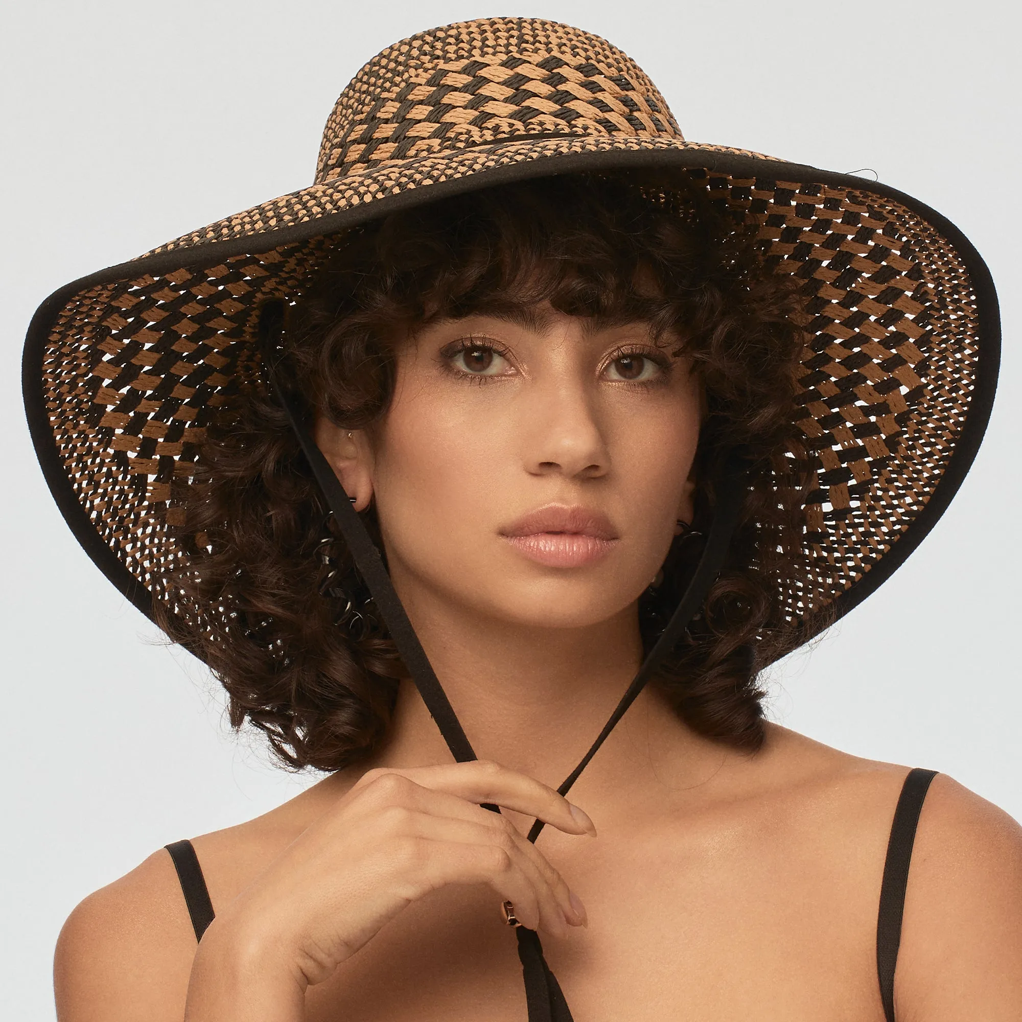 NEUTRAL NIGHT BRIELLE CHECKERED STRAW HAT