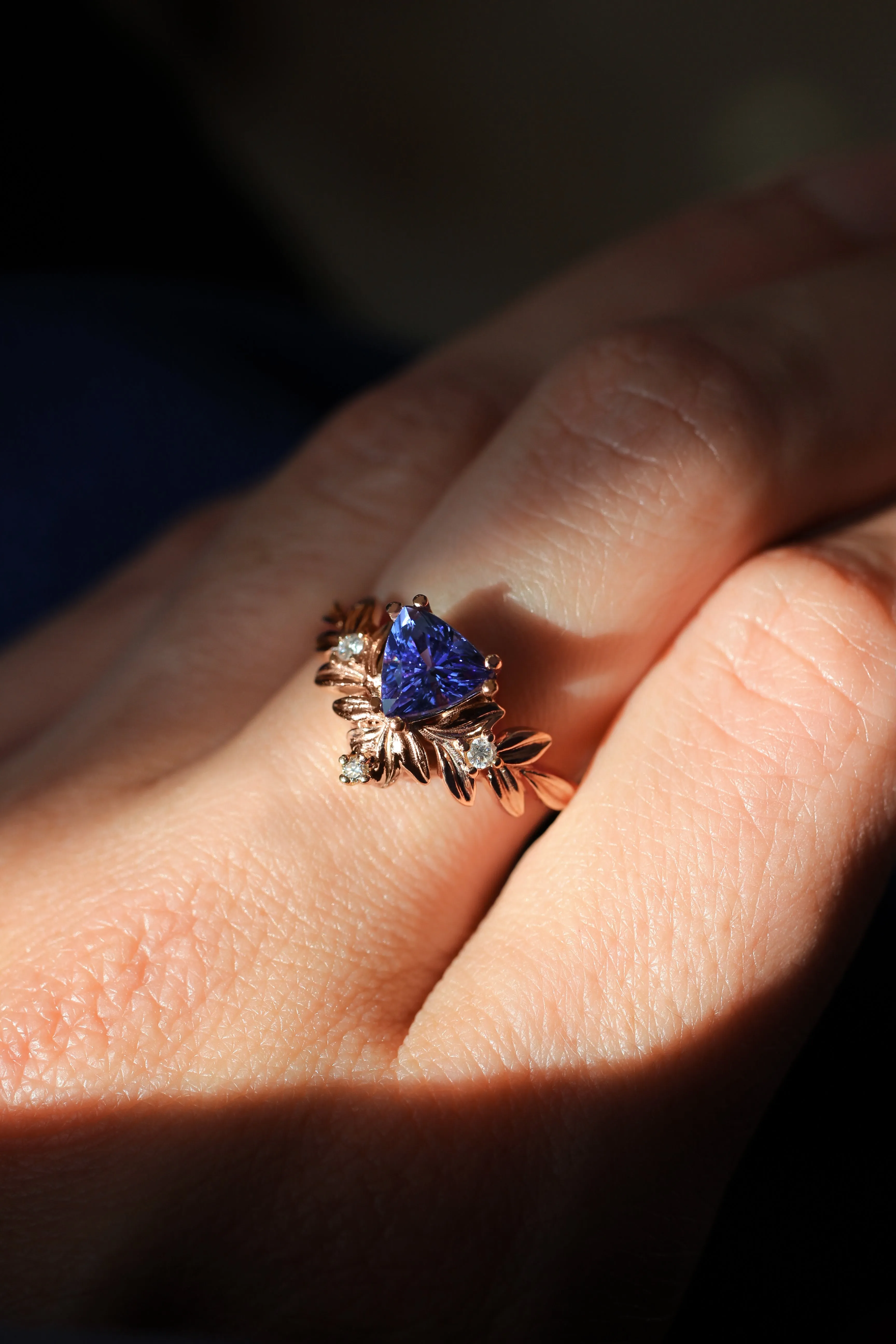 Trillion cut tanzanite engagement ring / Salvia