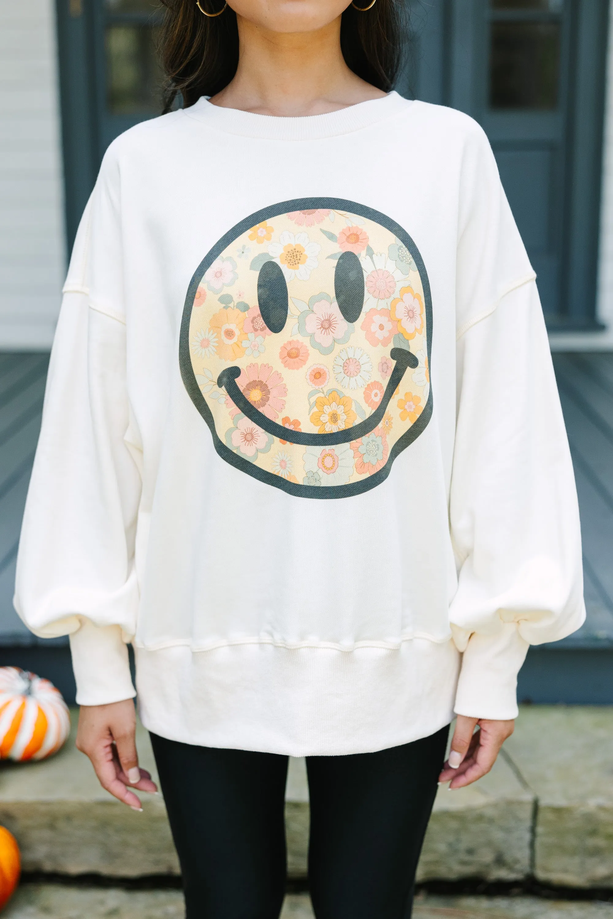 Vintage Vibes Cream White Pullover